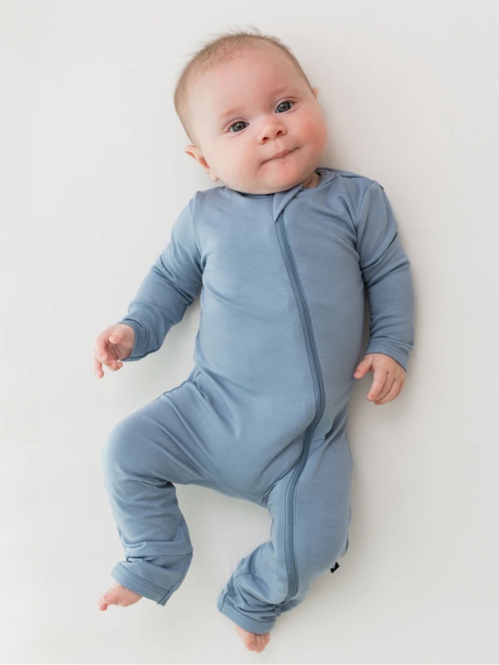Kyte Baby Zippered Romper in Slate (Blue Grey) long sleeve footie 6-12 mos